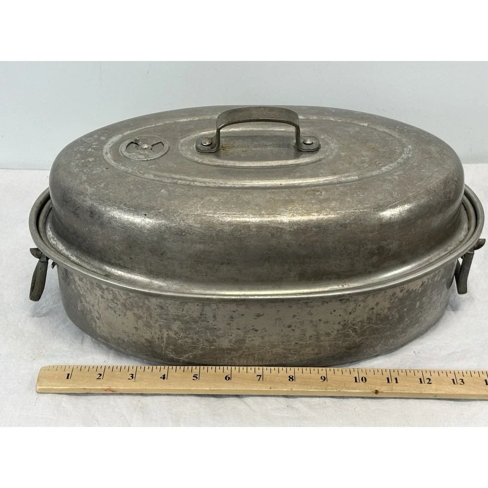 Vintage MIRRO 876M Aluminum Roaster Pan w/ Vented Lid & Lifter  Made in U.S.A
